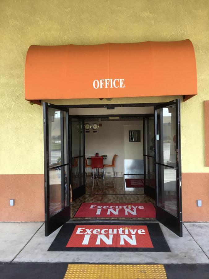 Executive Inn Westley,Ca ภายนอก รูปภาพ